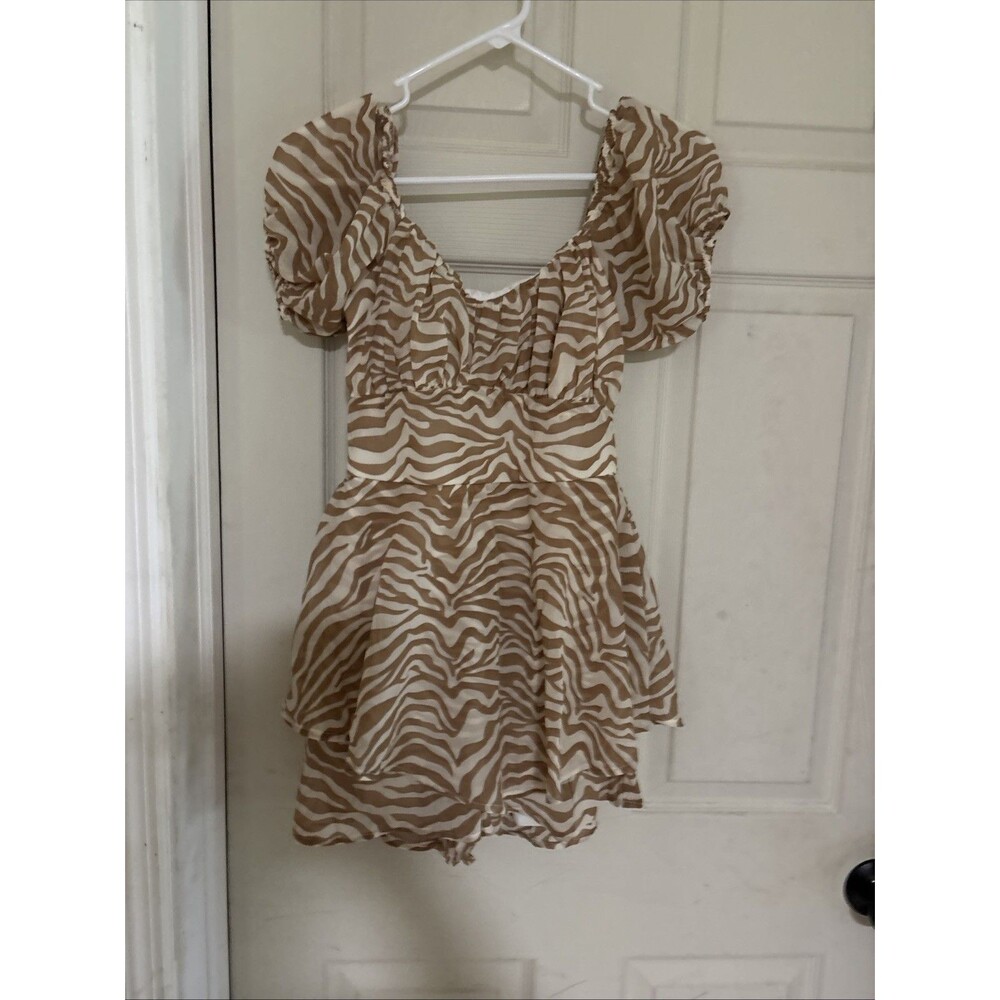 J for Justify Zebra Print Off Shoulder Smocked Romper Women's Junior Size S